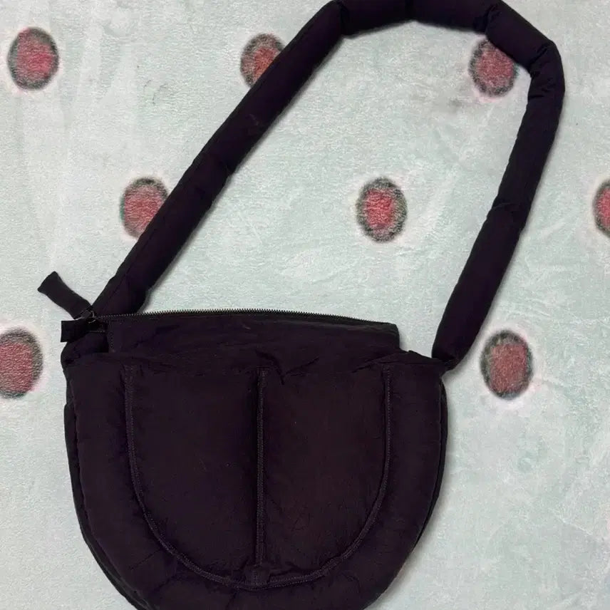 [BUNJANG] Yurt Cloud Bread Bag / 유르트 구름빵 cloud bread bag
