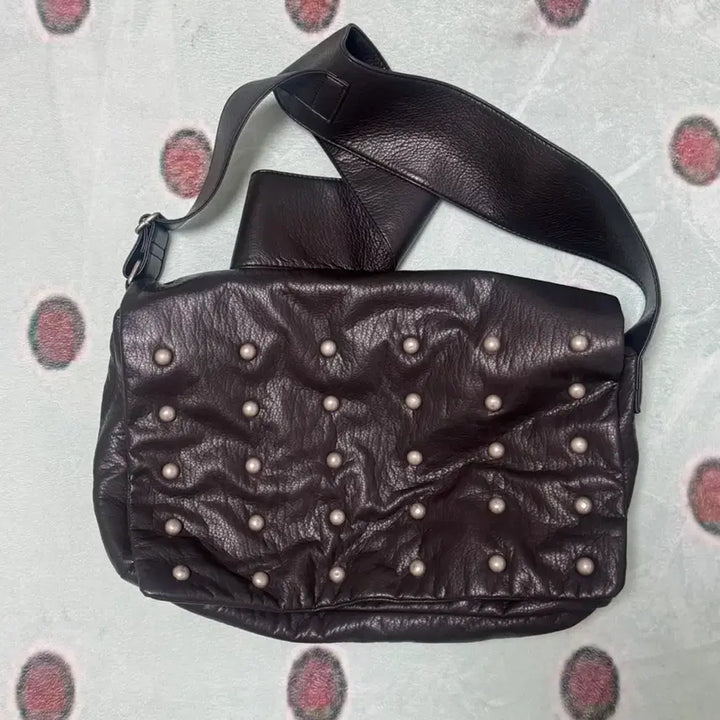 [BUNJANG] Please Project Studded Crossbody Bag / 플리즈프로젝트 스터드 크로스백