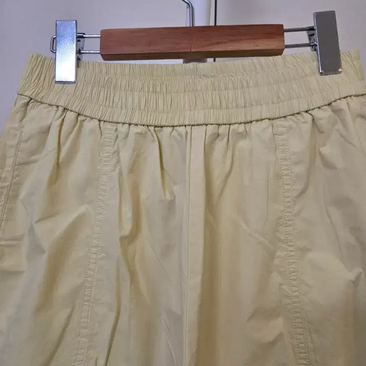 [BUNJANG] Light Yellow Wide Banding Trousers / 연노랑 와이드 밴딩 바지