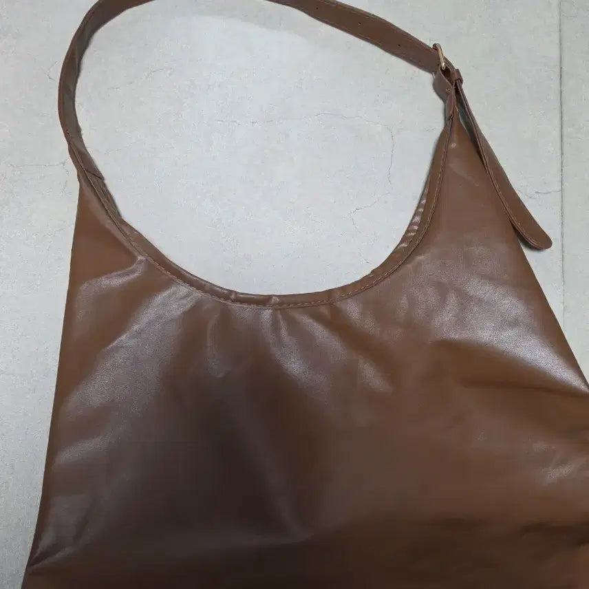 [BUNJANG] Brown Leather Shoulder Bag / 브라운 레더 숄더백