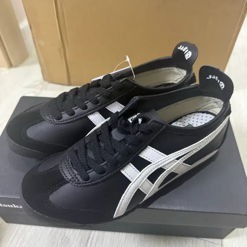 [BUNJANG] Onitsuka Tiger Mexico 66 Birch Black White Sneakers / 오니츠카타이거 멕시코66 버치 블랙 화이트(225)