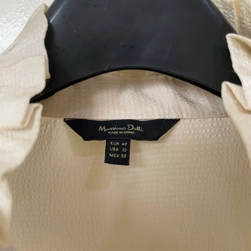 [BUNJANG] Massimo Dutti Ivory Silk Blouse / 마시모두띠 아이보리 실크 블라우스