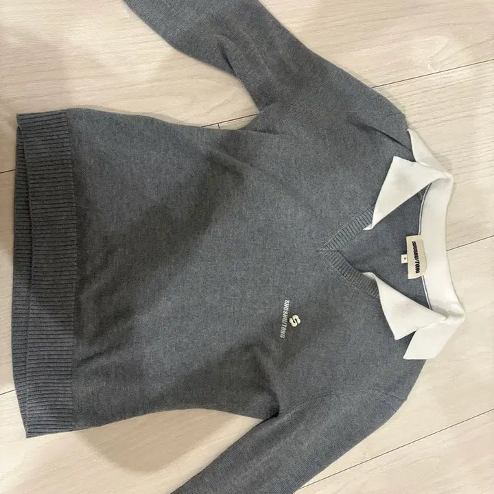 [BUNJANG] Susutong Gray Collar Knit Sweater / 슈슈통 카라 니트 그레이 6사이즈