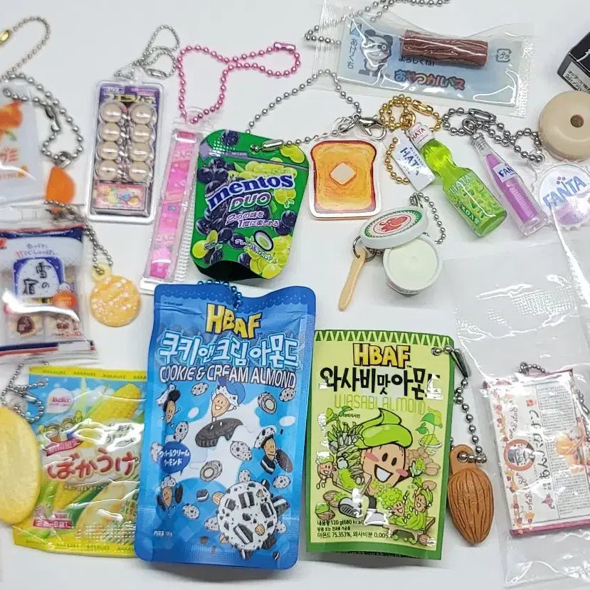 [BUNJANG] Japanese Snack Miniature Keyring Bundle Set / [일본정품가챠] 간식 미니어처 키링 17개 세트 일괄 3.2