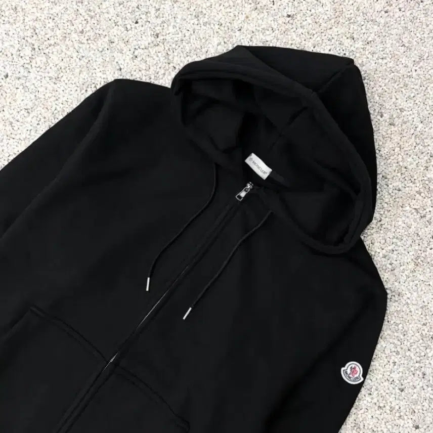 [BUNJANG] Moncler Black Hooded Zip-up Jacket / 몽클레어 블랙 후드집업