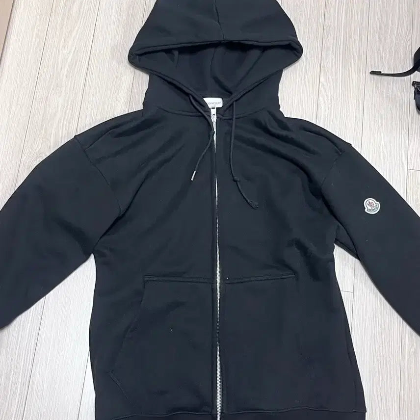 [BUNJANG] Moncler Black Hooded Zip-up Jacket / 몽클레어 블랙 후드집업