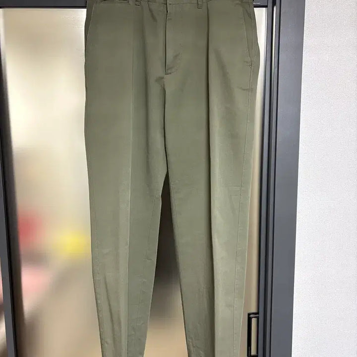 [BUNJANG] In The Row Officer Chino Pants Olive Size 3 / 인더로우 오피서 치노 팬츠 올리브 3사이즈