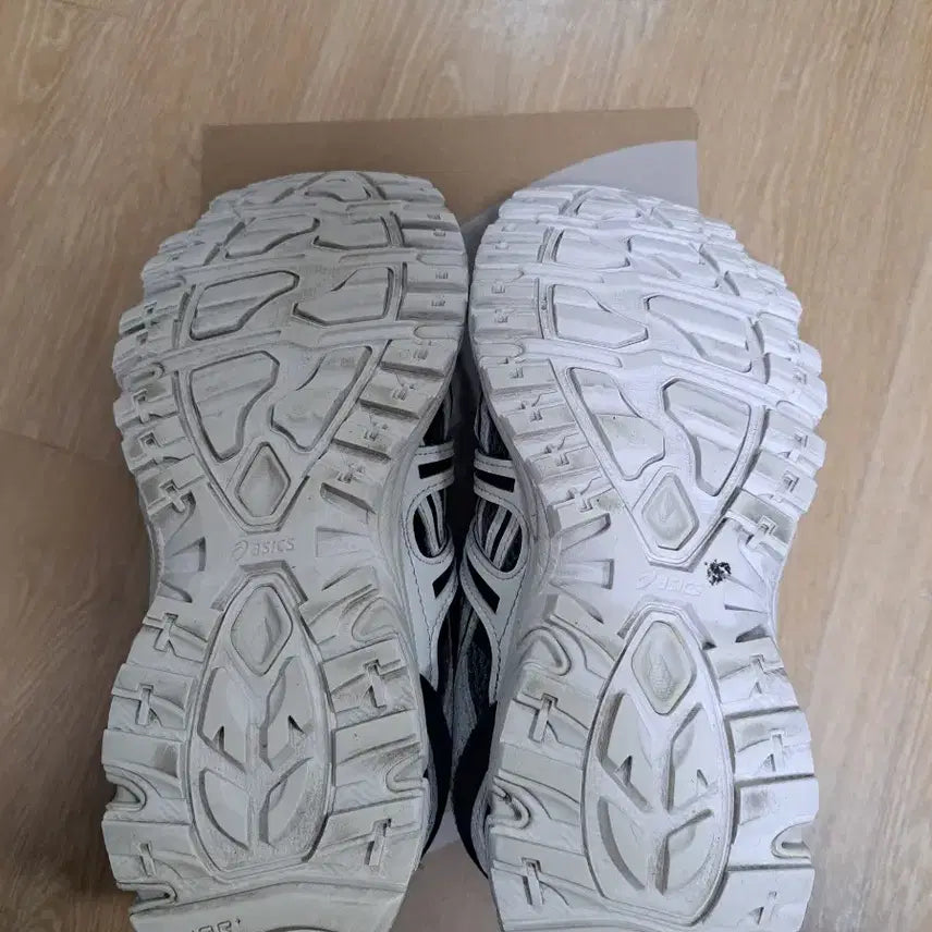 [BUNJANG] ASICS Gel Sonoma Shoes / 아식스 젤 소노마 250