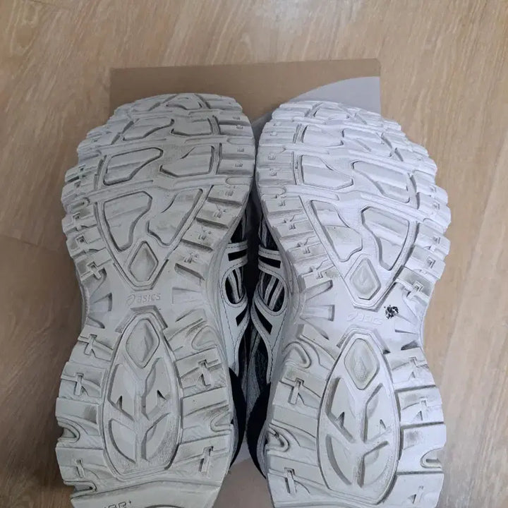 [BUNJANG] ASICS Gel Sonoma Shoes / 아식스 젤 소노마 250