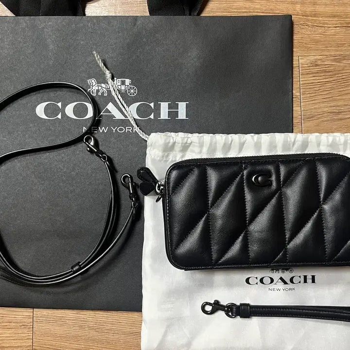 [SOLD OUT] 새상품) 코치 키라 크로스바디 위드 필로우 퀼팅백