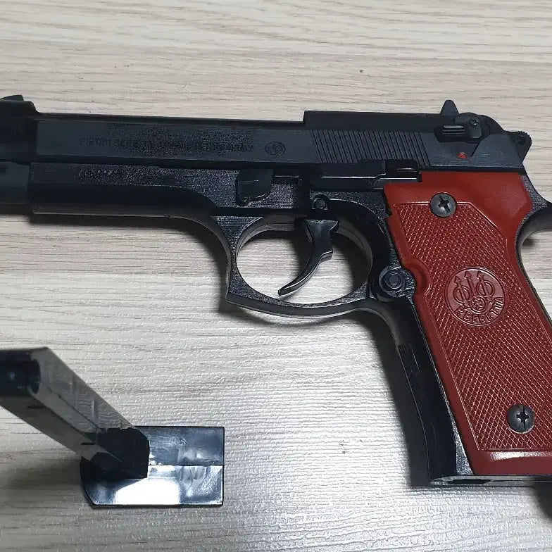 [BUNJANG] Academy Old Gun M16 Carbine, .44 Magnum, Beretta M92F / 아케데미 올드건 _고전완구 M16카빈, 44메그넘(MAGNUM),베레타
