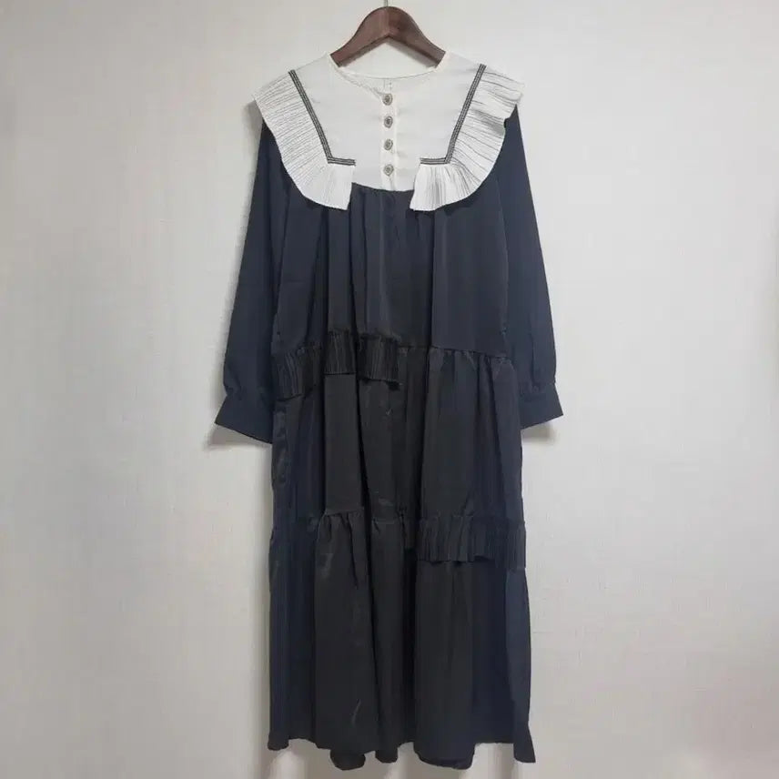 [BUNJANG] Pleated Collar Long Dress / 플리츠 카라 롱 원피스