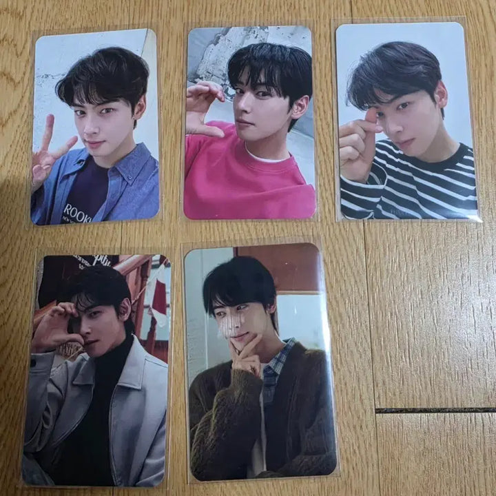 [SOLD OUT] 아스트로 차은우 지오다노 포토카드 5장
