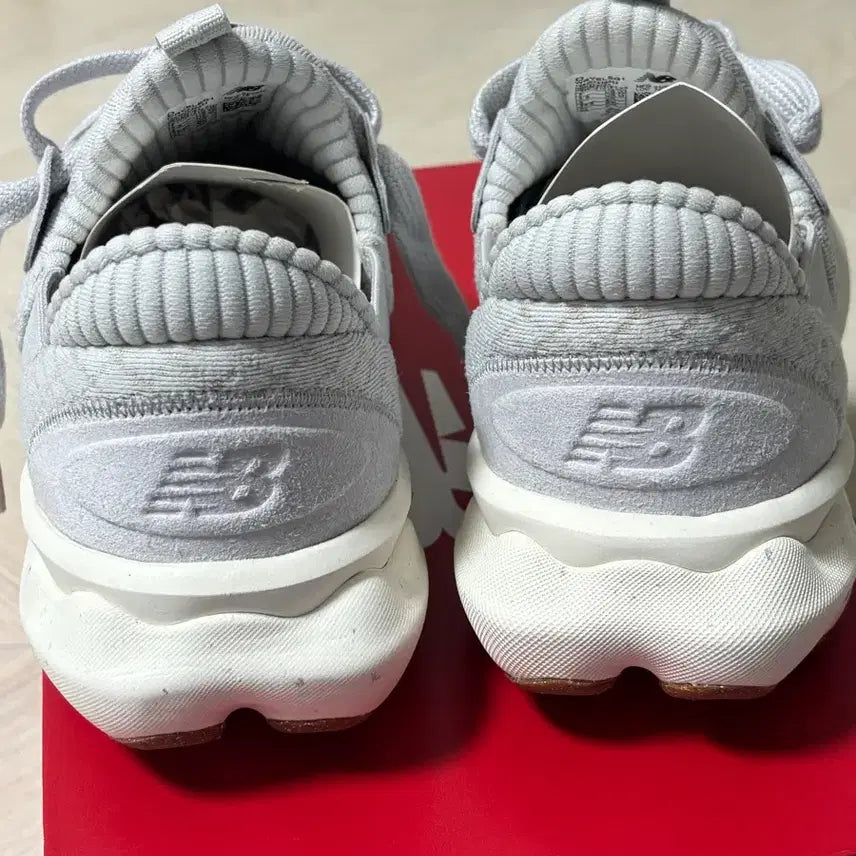[BUNJANG] New Balance Running Shoes Light Gray 240 / 뉴발란스 러닝화 운동화 라이트그레이 240