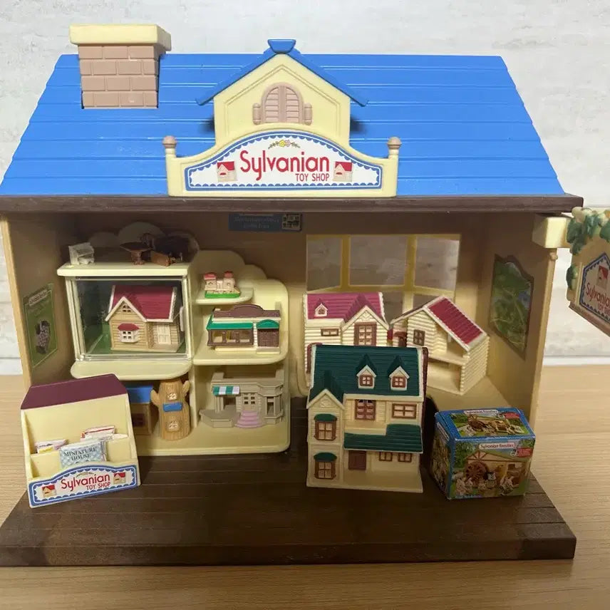 [SOLD OUT] 실바니안 올드 토이샵
