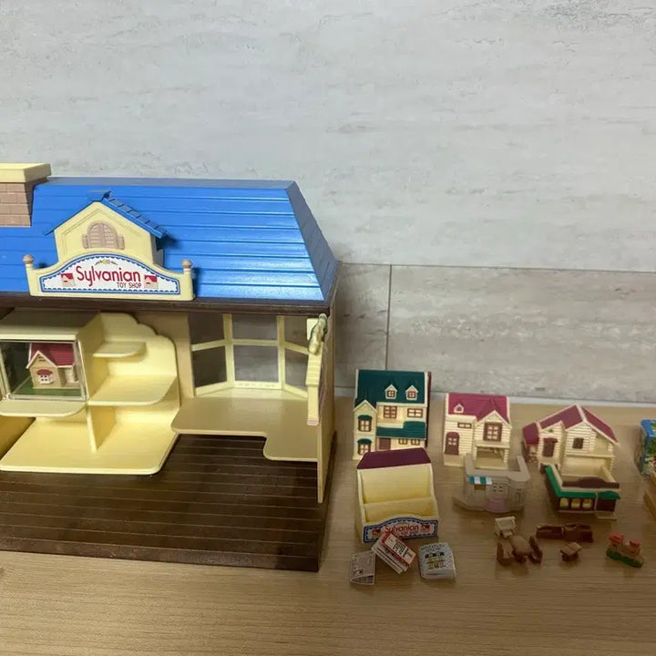 [SOLD OUT] 실바니안 올드 토이샵