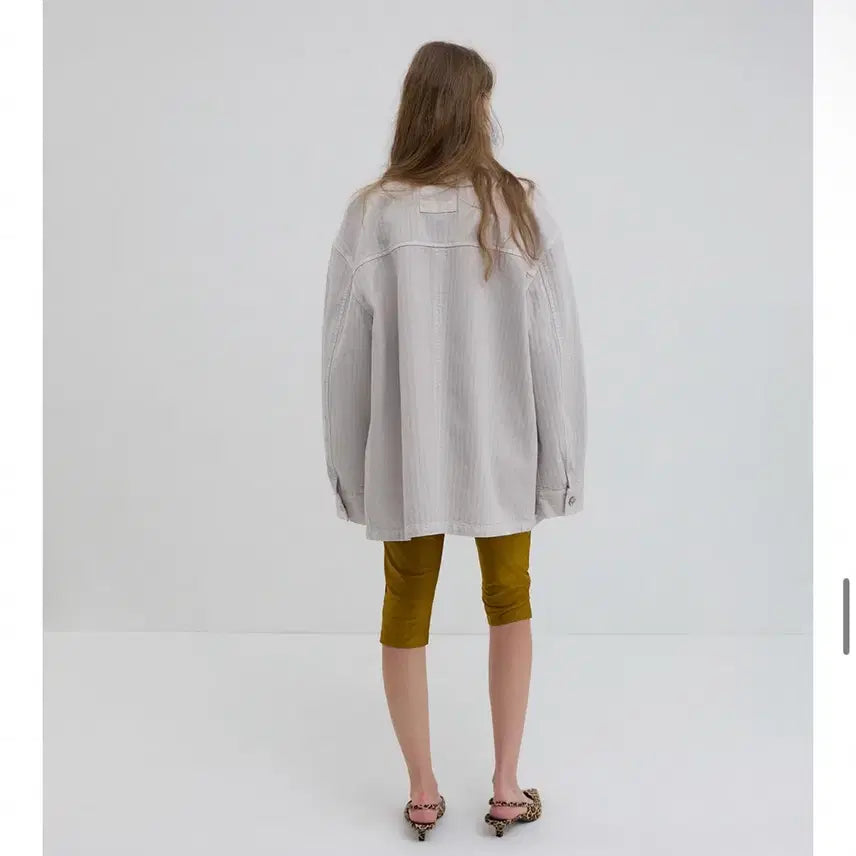[BUNJANG] Overdue Flare Linen Work Jacket / 오버듀플레어 택달린 새상품 신상 여성워크자켓 여성봄자켓 여성린넨자켓
