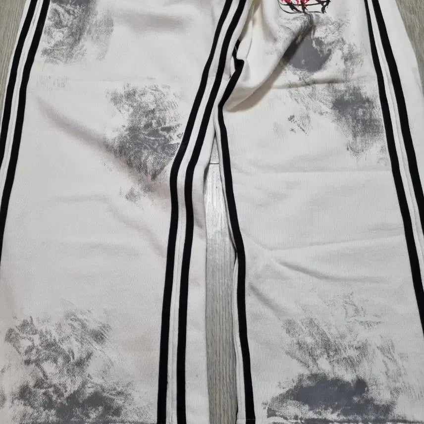 [BUNJANG] ourpas 058 Dirty Track Pants [M] / ourpas 058 더티 트랙팬츠 헤비 [M]