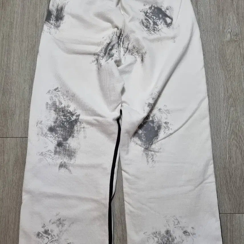 [BUNJANG] ourpas 058 Dirty Track Pants [M] / ourpas 058 더티 트랙팬츠 헤비 [M]