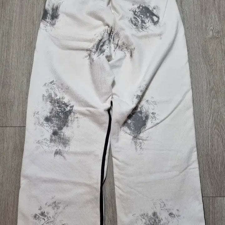 [BUNJANG] ourpas 058 Dirty Track Pants [M] / ourpas 058 더티 트랙팬츠 헤비 [M]