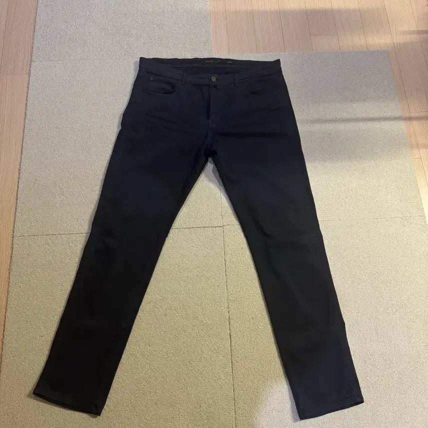 [BUNJANG] (한번착용) Massimo Dutti 슬림핏 네이비 팬츠(표기사이즈36) / (한번착용) Massimo Dutti 슬림핏 네이비 팬츠(표기사이즈36)