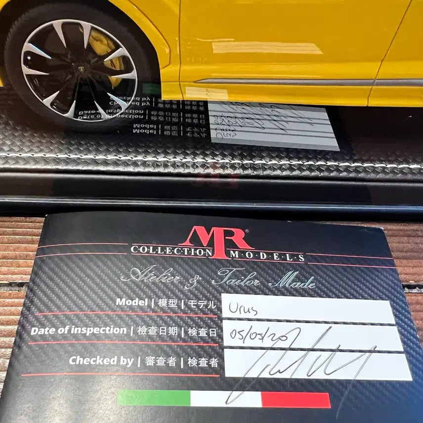 [BUNJANG] MR Collection Lamborghini Urus 1:18 Resin Model Car / 람보르기니 우루스 MR 1:18 고급 레진 모델카 / 풀구성(케이스+카드