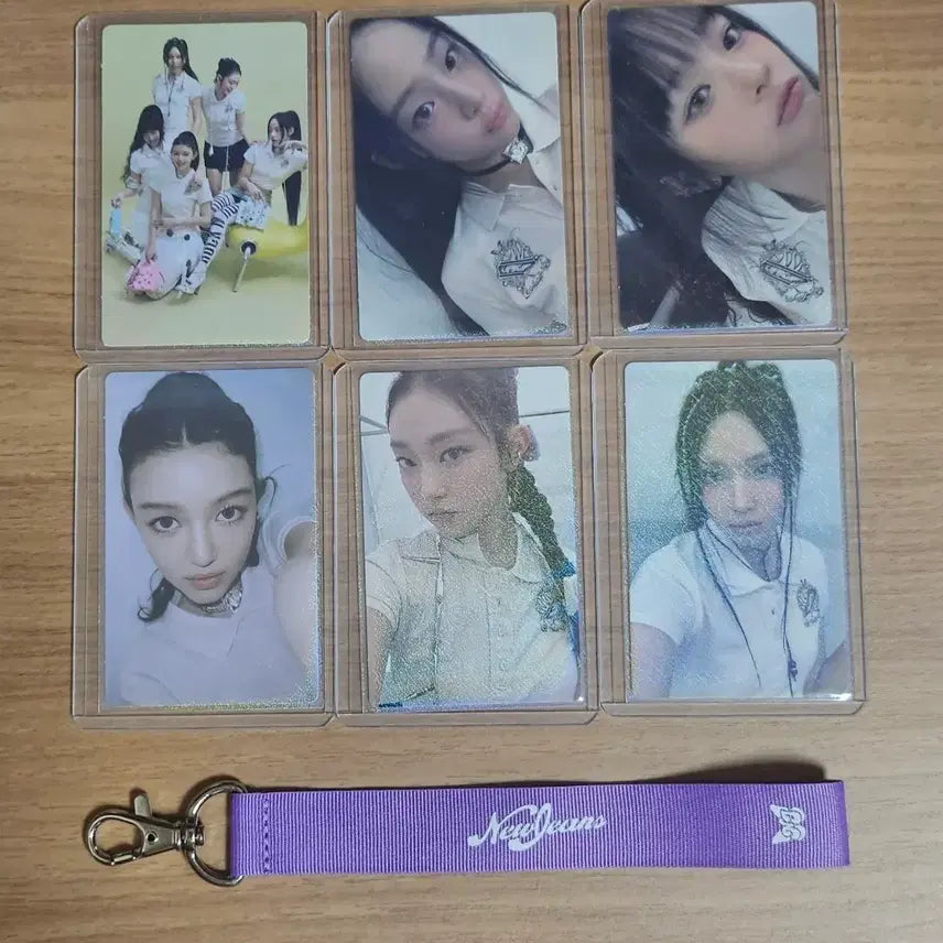 [BUNJANG] NewJeans Bundle Set Photocard &amp; Keyring Goods / [일괄]뉴진스 특전 포토카드 키링 굿즈