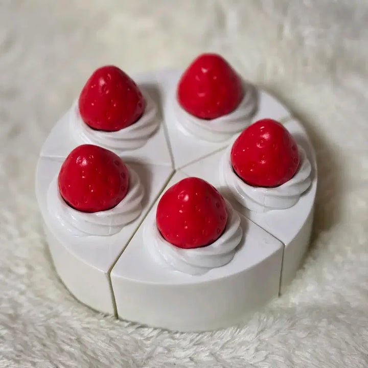 [BUNJANG] Strawberry Shortcake Hide-and-Seek Gacha 5-Piece Set / 딸기 쇼트케이크 숨바꼭질 가챠 5종 세트 (새상품)