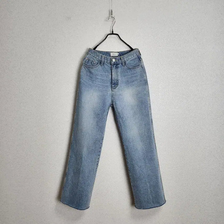 [SOLD OUT] 모이아 라이트 데님팬츠S