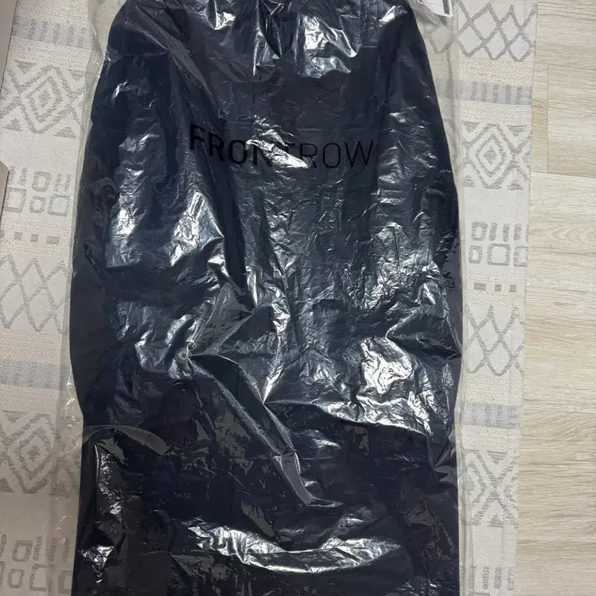 [SOLD OUT] 헤지스 히스 네이비 울 캐시미어 혼방 발마칸 코트 S사이즈 팔아요