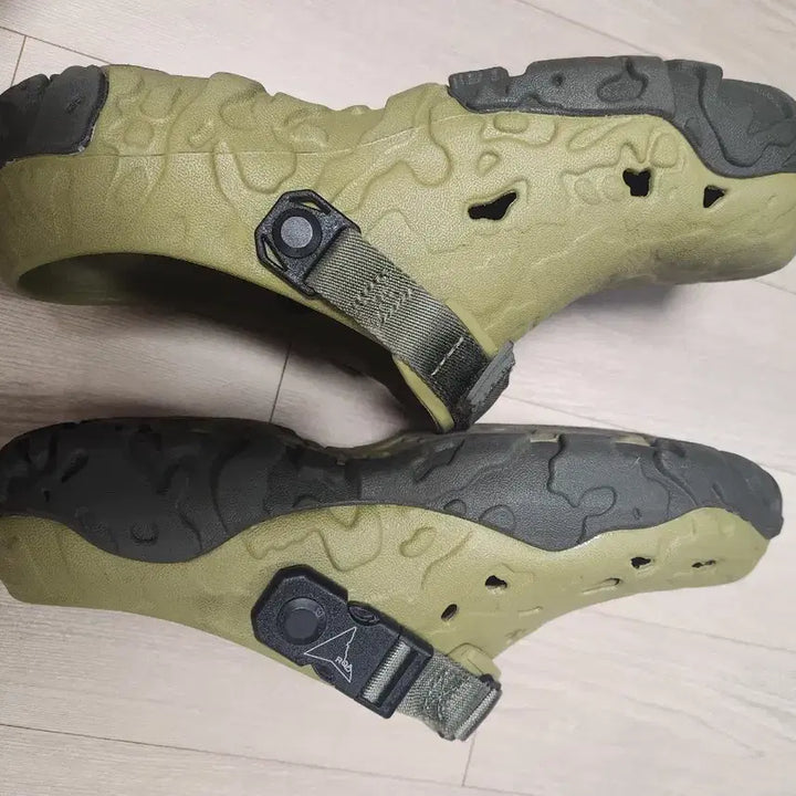 [SOLD OUT] crocs roa hiking 크록스 로아 하이킹 아틀라스 클로그 m10