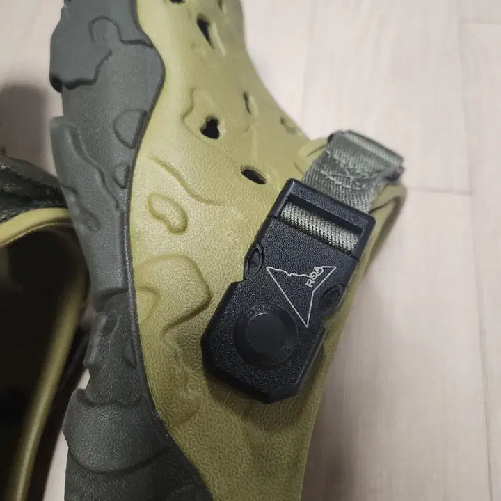 [SOLD OUT] crocs roa hiking 크록스 로아 하이킹 아틀라스 클로그 m10