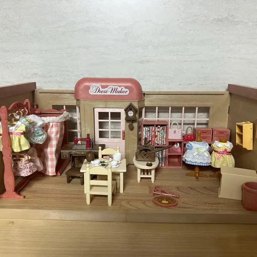 [BUNJANG] Sylvanian Families Old Dress Shop / 실바니안 올드 드레스샵