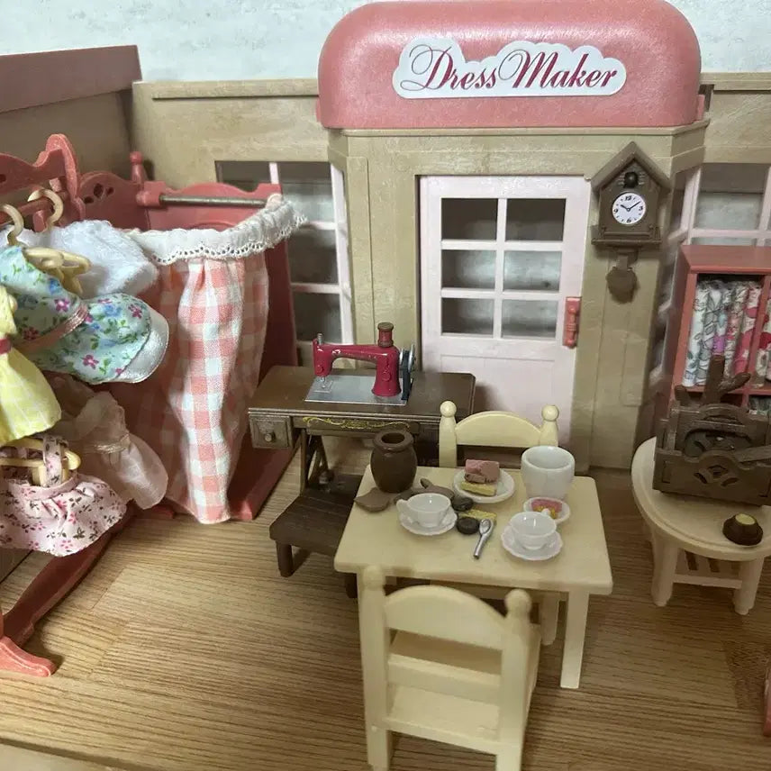 [BUNJANG] Sylvanian Families Old Dress Shop / 실바니안 올드 드레스샵
