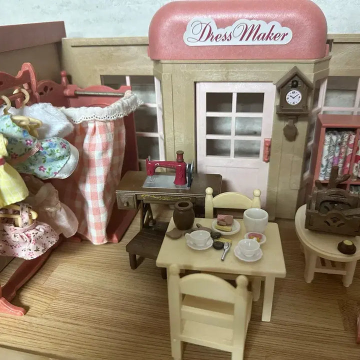 [BUNJANG] Sylvanian Families Old Dress Shop / 실바니안 올드 드레스샵