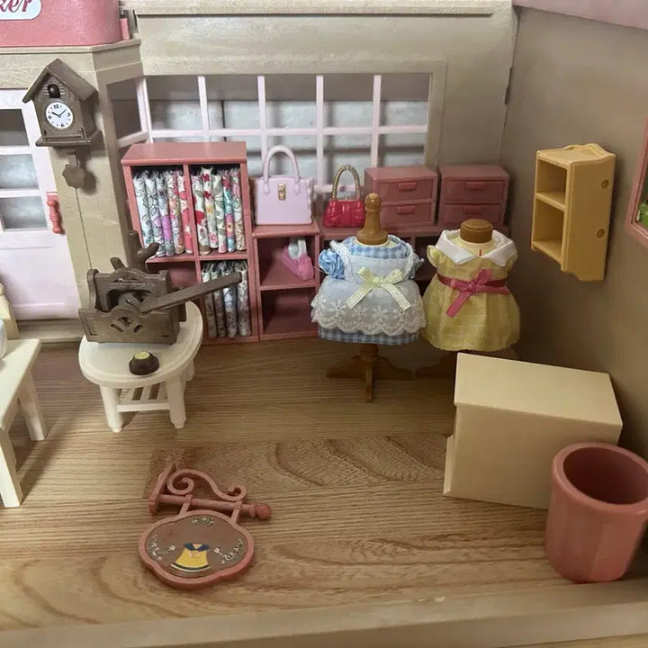 [BUNJANG] Sylvanian Families Old Dress Shop / 실바니안 올드 드레스샵