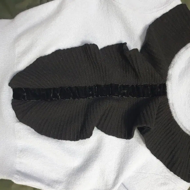 [BUNJANG] Rennybon Wool Ruffle Knit Sweater / 레니본     울100%   러플~~~   니트 :최저가~