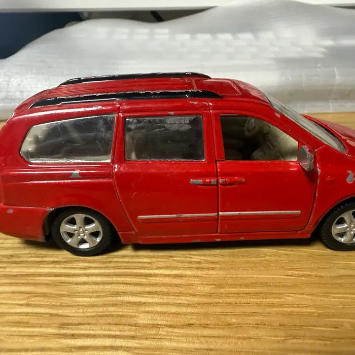 [SOLD OUT] 크로바 카니발 미니카