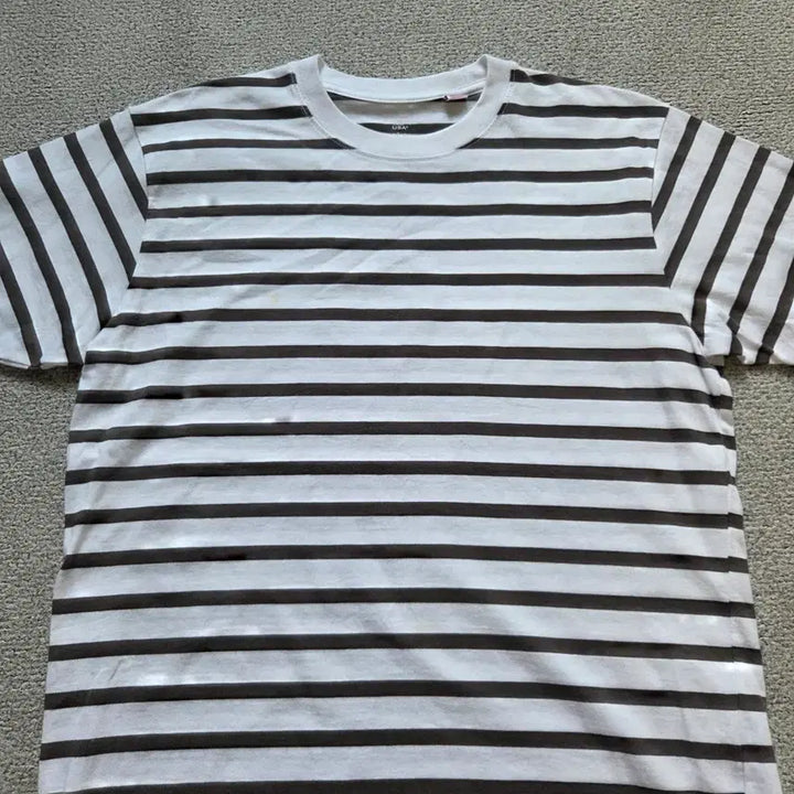 [BUNJANG] Closshi Striped Short Sleeve T-Shirt L / Closshi 스트라이프 반팔 티셔츠 L(100)