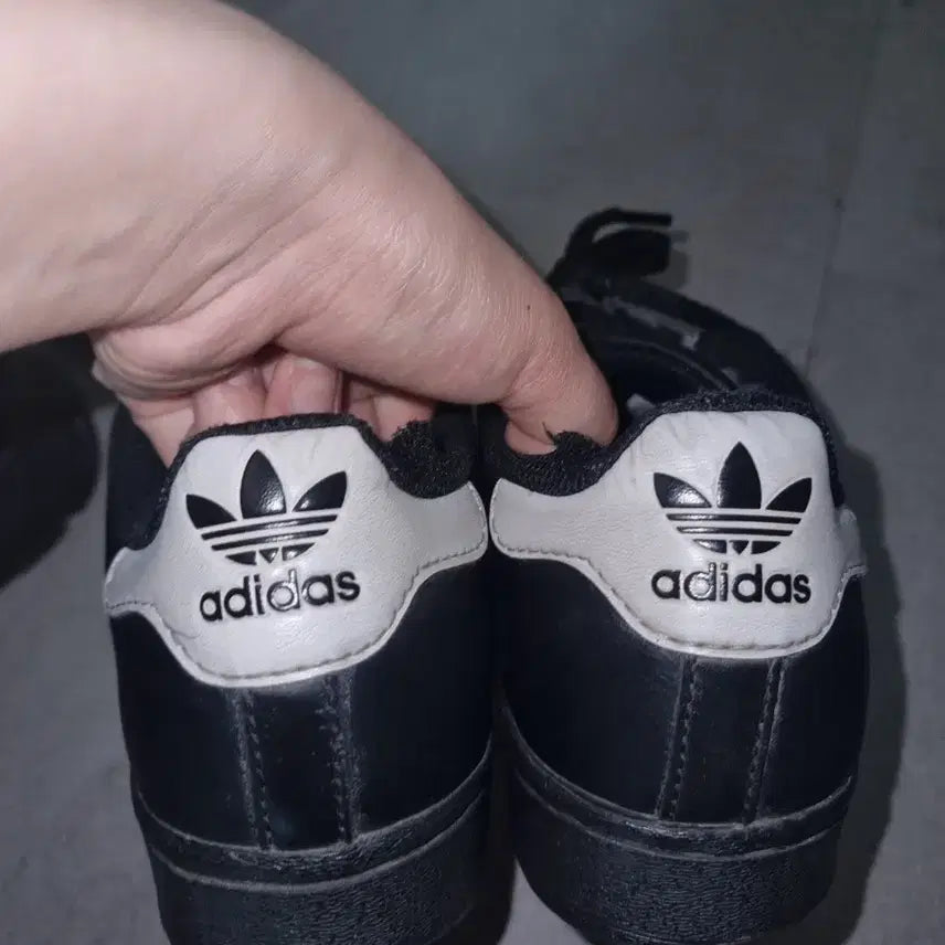[BUNJANG] Adidas Superstar Black Sneakers / 아디다스 슈퍼스타 블랙 운동화