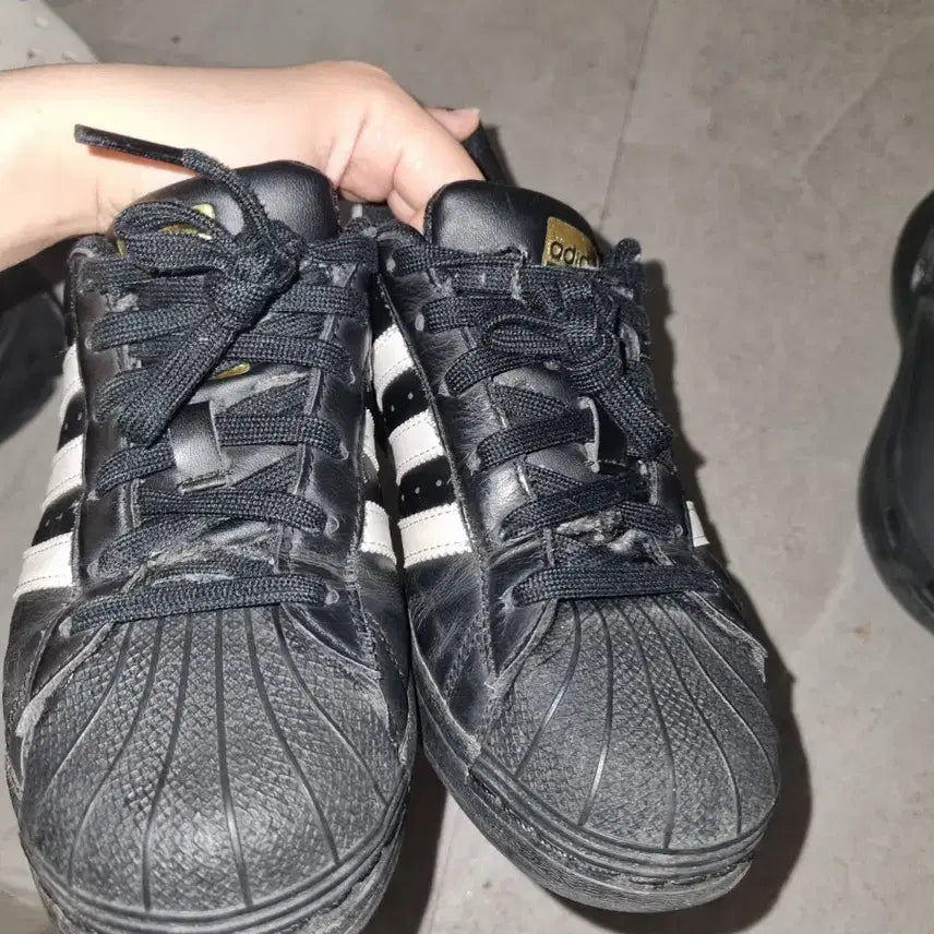 [BUNJANG] Adidas Superstar Black Sneakers / 아디다스 슈퍼스타 블랙 운동화