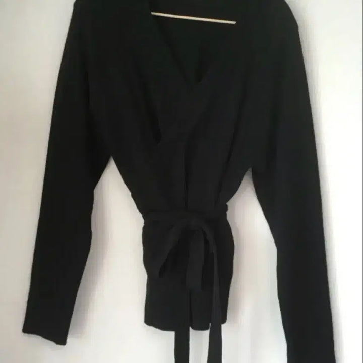 [BUNJANG] Yoonseul Shop Black Wrap Cardigan / 윤슬샵 랩 블랙 가디건