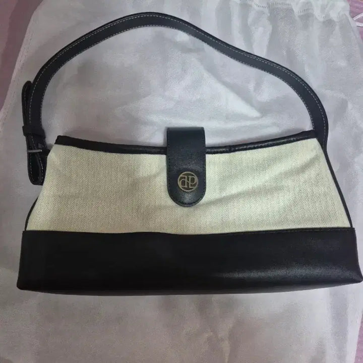 [BUNJANG] Depound Mini Cross Bag / 드파운드 미니백