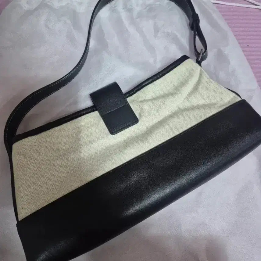 [BUNJANG] Depound Mini Cross Bag / 드파운드 미니백