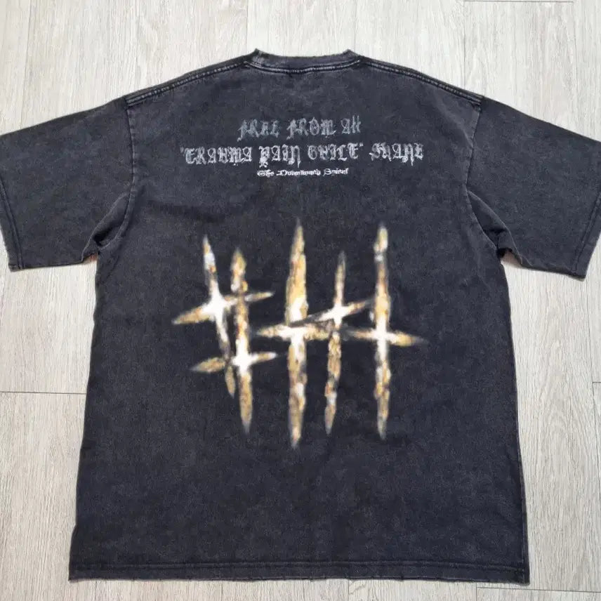 [BUNJANG] Awend Emosence Collaboration Short Sleeve T-shirt / 어웬드 에모스탠스 반팔 2size