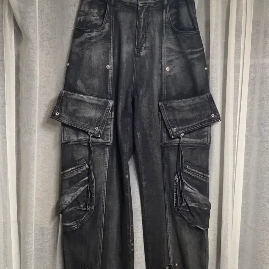[SOLD OUT] DNSR 투페이스 멀티 카고 데님 팬츠 블랙