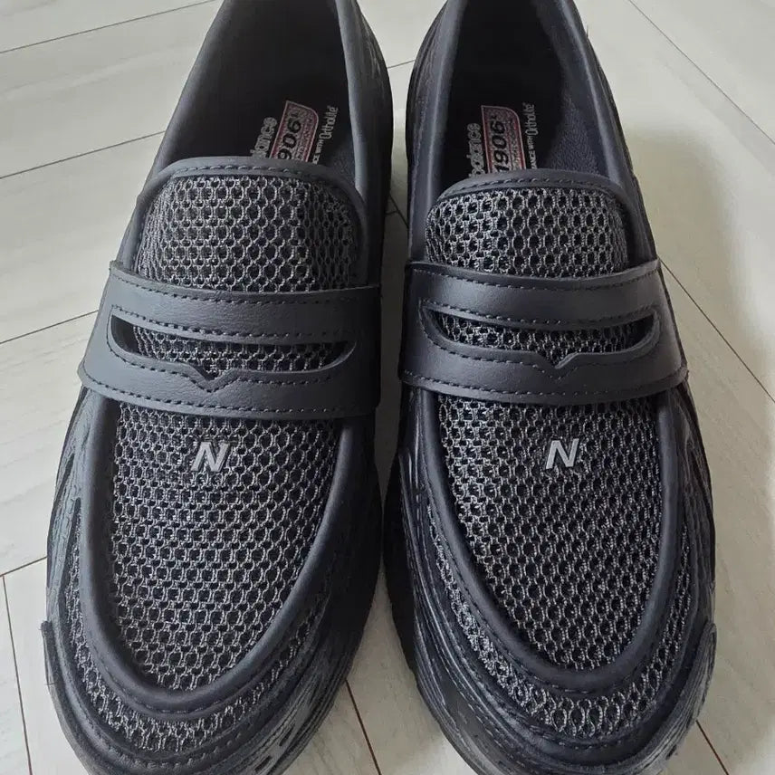[BUNJANG] New Balance 1906L Black Top Phantom Loafers / (새제품) 뉴발 1906L 블랙 탑 팬텀