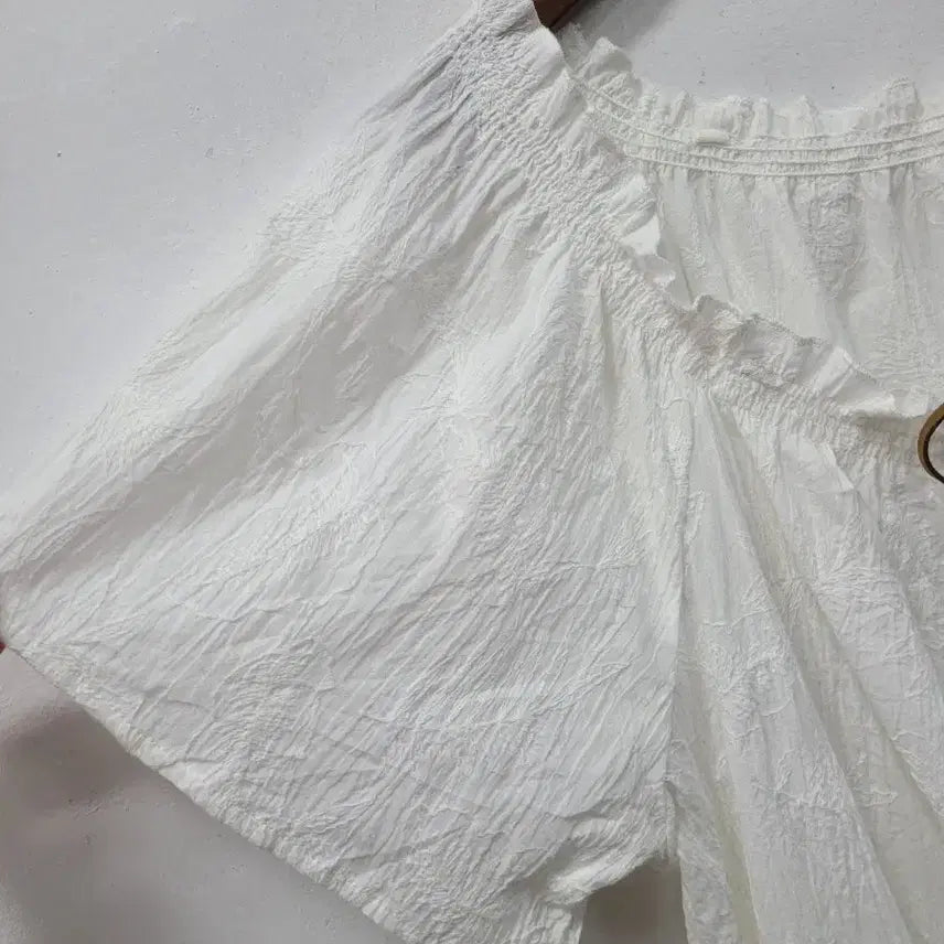 [SOLD OUT] 미사용품) 화이트 오프숄더 블라우스