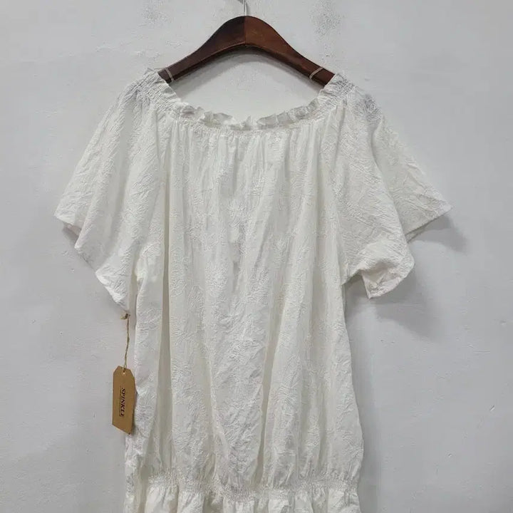 [SOLD OUT] 미사용품) 화이트 오프숄더 블라우스