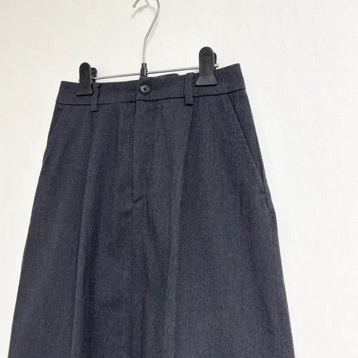 [BUNJANG] Margaret Howell Charcoal Wool Blend A-Line Skirt / 마가렛호웰 차콜 스커트